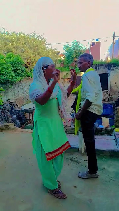 Bangla gaadi jhumke kangana #bollywood #song