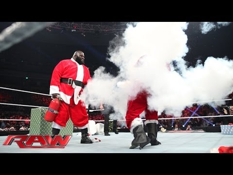 Good Santa vs. Bad Santa - The Battle for Christmas: Raw, Dec. 23, 2013