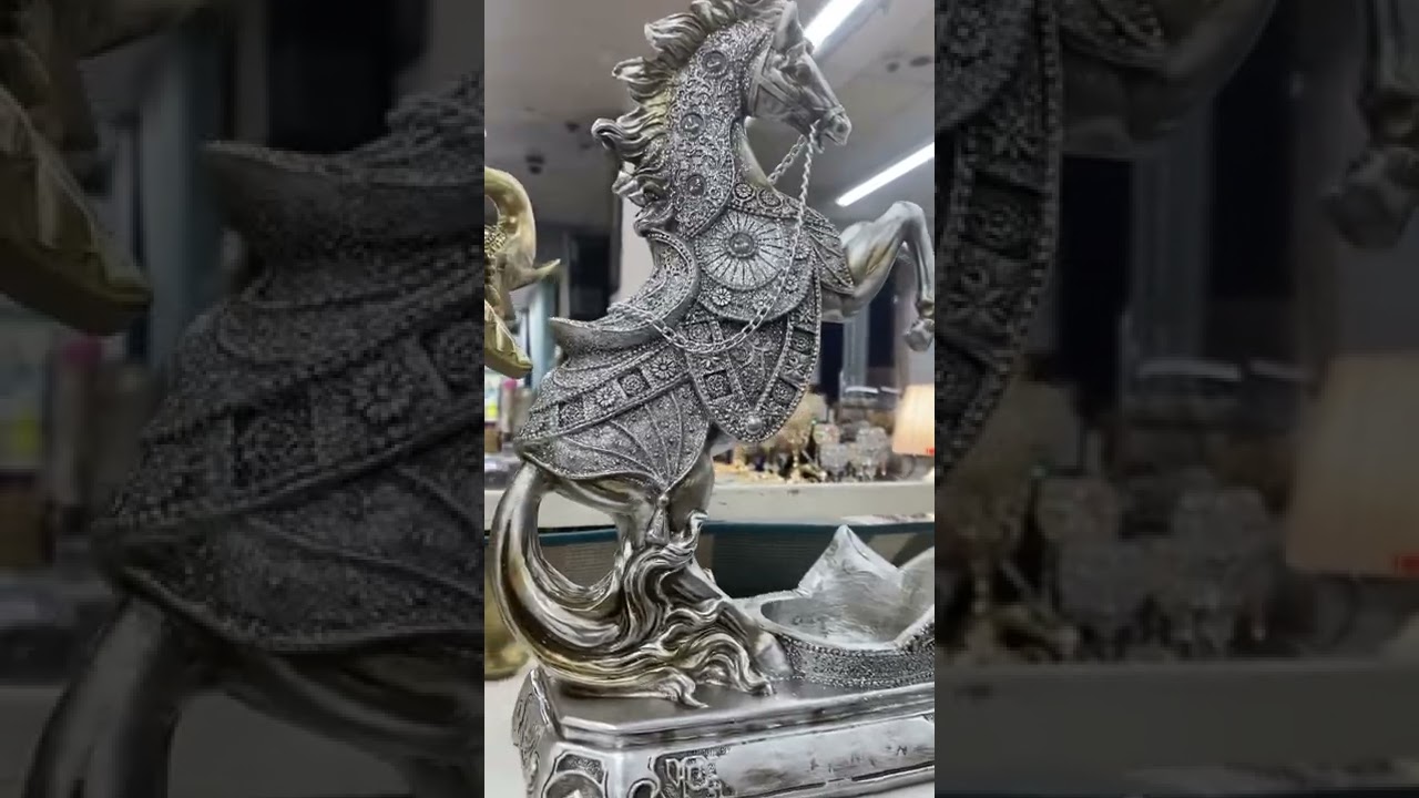 Most Astounding Silver and Gold Stallion Display 