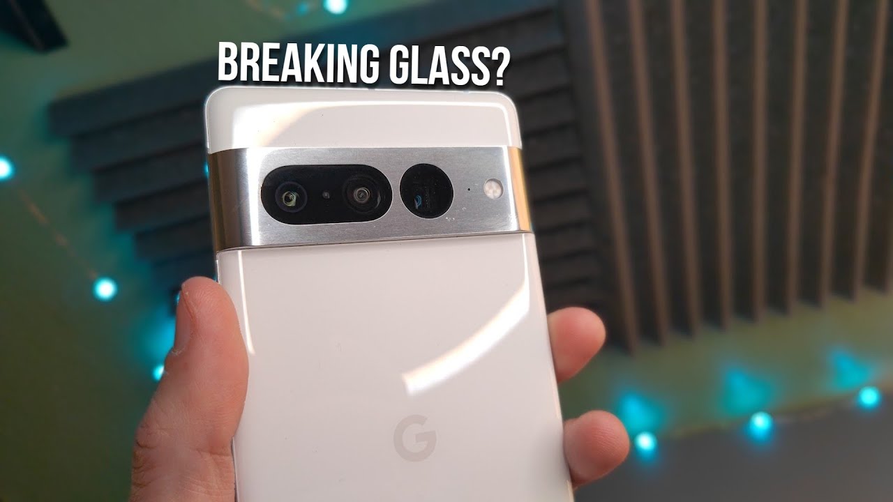 Is Pixel 7 camera glass shattering at random? - YouTube