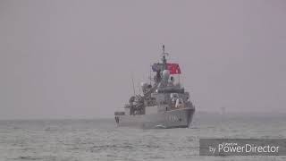 Barbaros Marşı eşliğinde TCG Turgut Reis