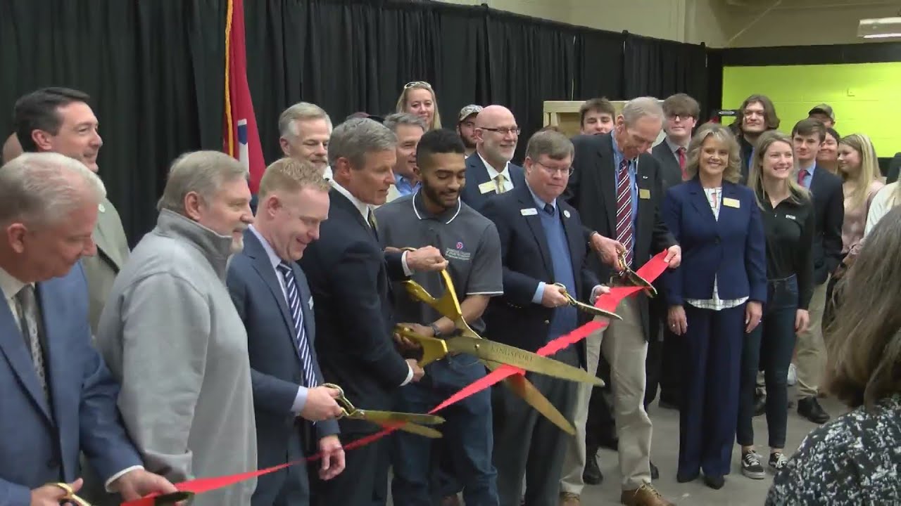 Ribbon cut on TCAT Kingsport campus during Gov. Lee visit YouTube