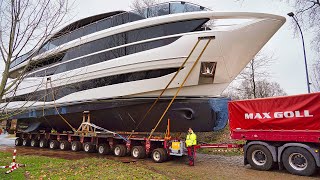 Risky TopHeavy Transport? Heavy Haulage of $12 Million Yacht to the Exhibition Site | Boot 2024