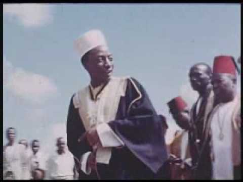 Some archive footage of the crowning of Edward Mutesa II. on November 19th.-20th. 1942. Many thanks to "www.swp-records.com" for letting me use authentic music from one of their CD's