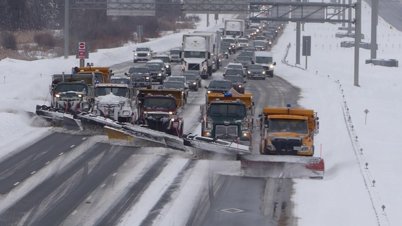 SNOW REMOVAL SIX SNOW PLOW CONVOY Bridge view YouTube