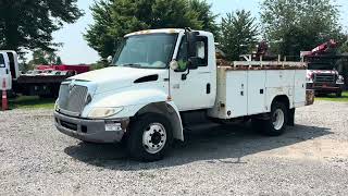 Lot 1142 2005 International 4300 Truck https://www.EdinburgAuction.com