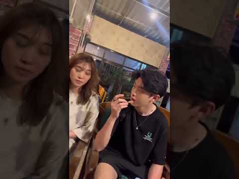 Ngajak livy nongkrong di warkop hahahaha