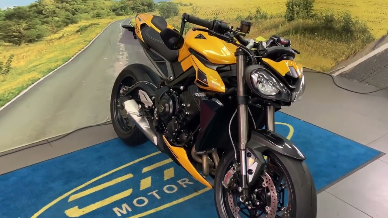 Triumph Street Triple 765 BA25 OOV - YouTube