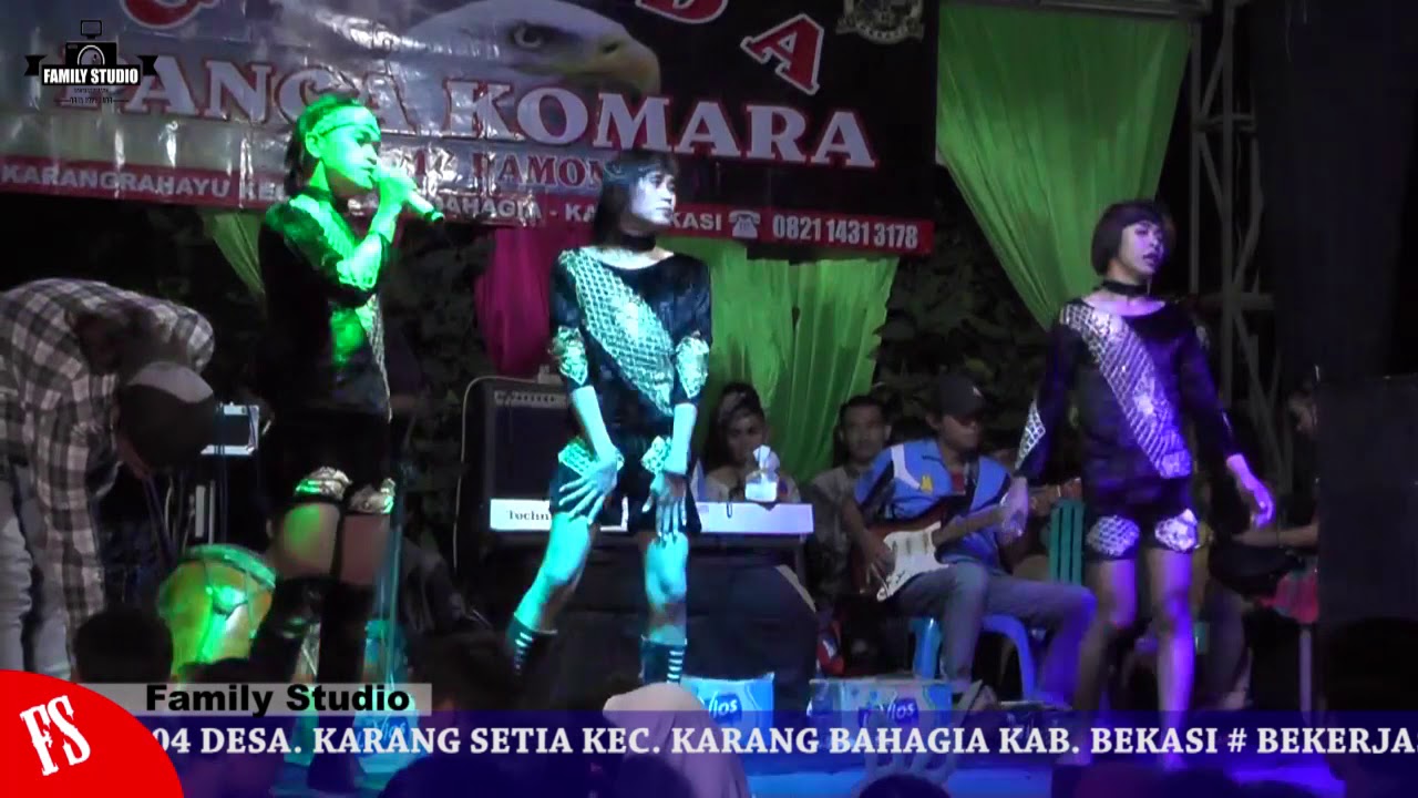 KONSER TRIO BABI DI UJUNG UTARA
