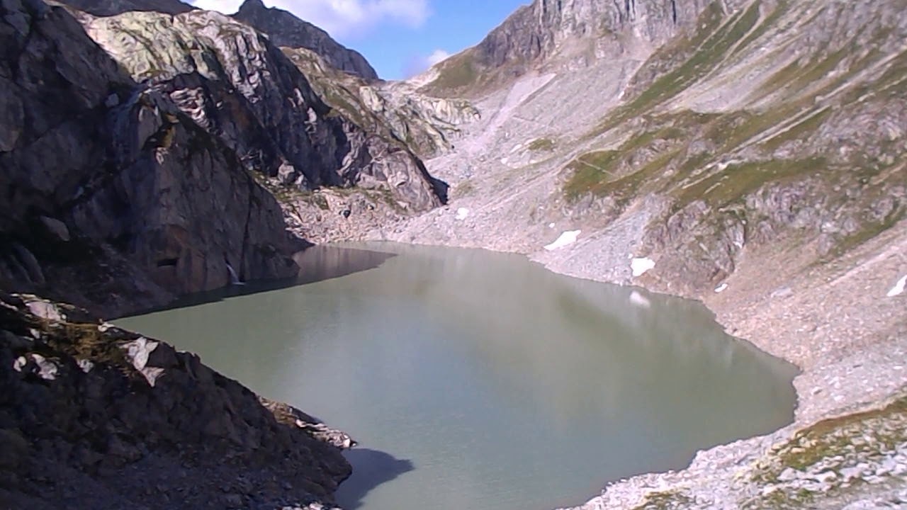 497- Lago Sfundau 2392 m.