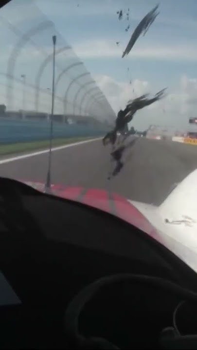 HUGE crash for the 7 Penske Porsche 😳
