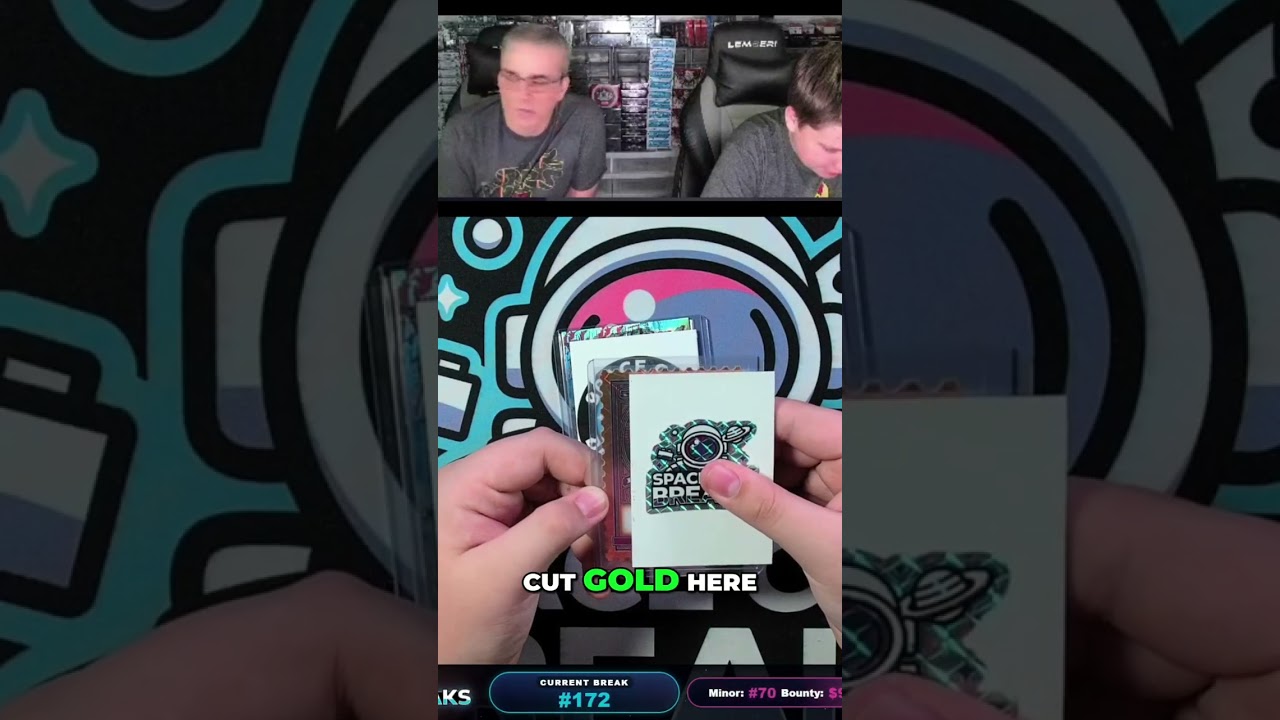 Valuing Rare Finds: Die Cut Gold & Jeremy Renner Autographs! #shorts