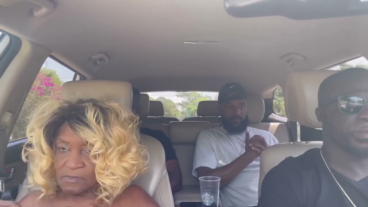 REAL BABY CRABS PRANK ON GRANDMA SABRINA