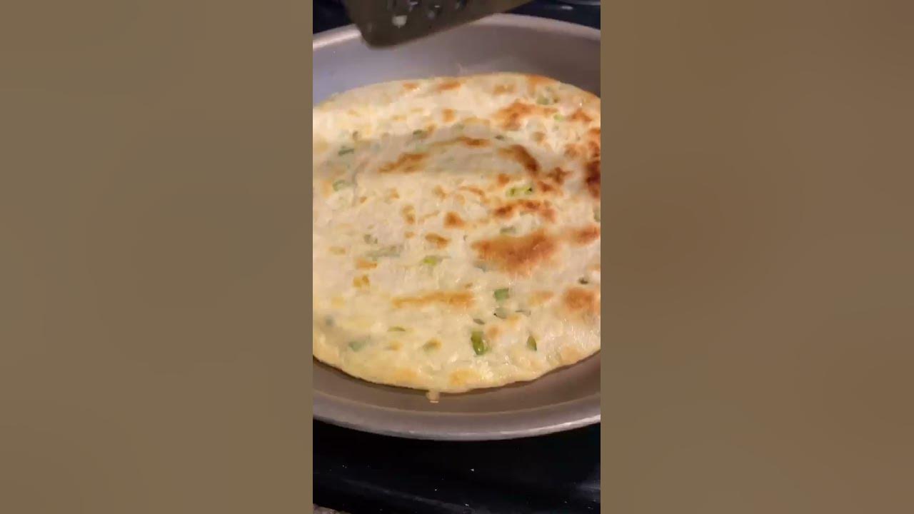 Chinese Scallion Pancake | 葱油饼 Chinese Scallion Pancake | 葱油饼