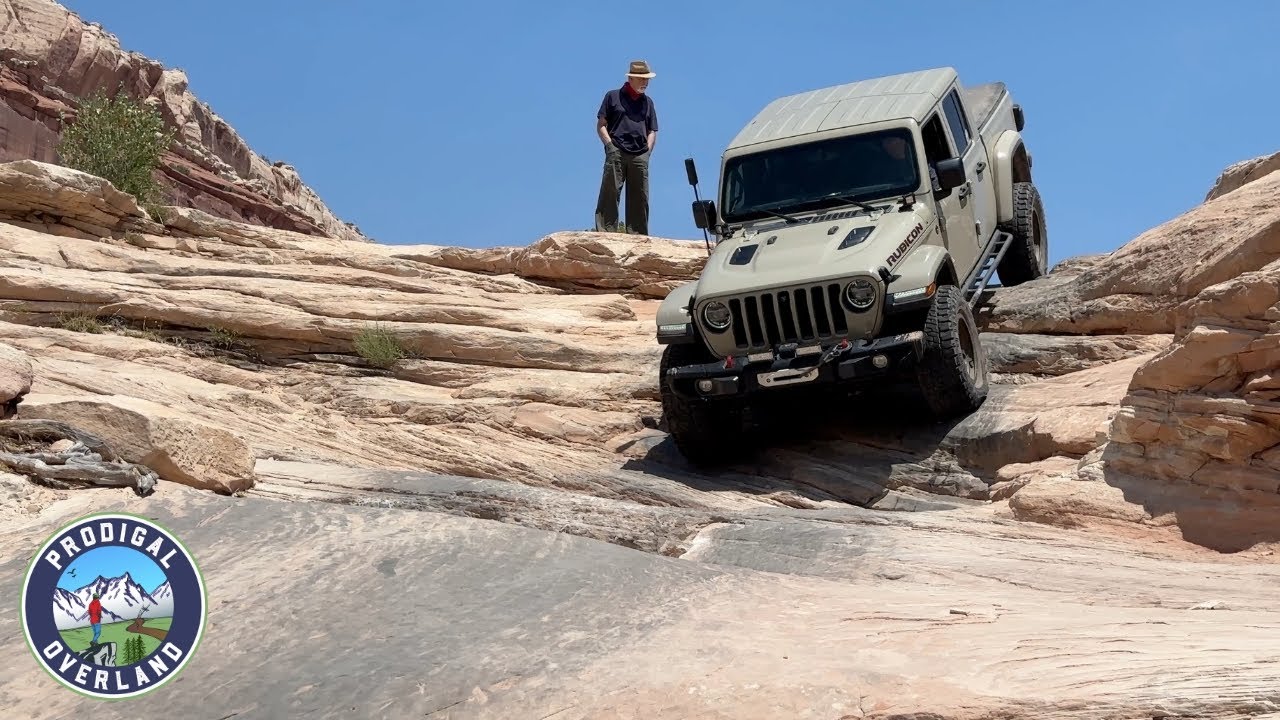 Wipeout Hill: Jeep Gladiator vs Wrangler JL vs TJ | Moab Off-Road Adventure