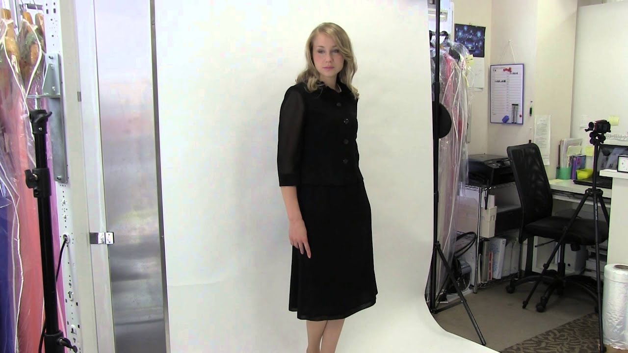 人気が高い 美品FENDI コーデュロイ ベルトデザイン タイトスカート 黒