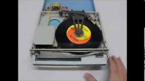 Masterwork M.45, "The Rover", Portable 45rpm Record Player