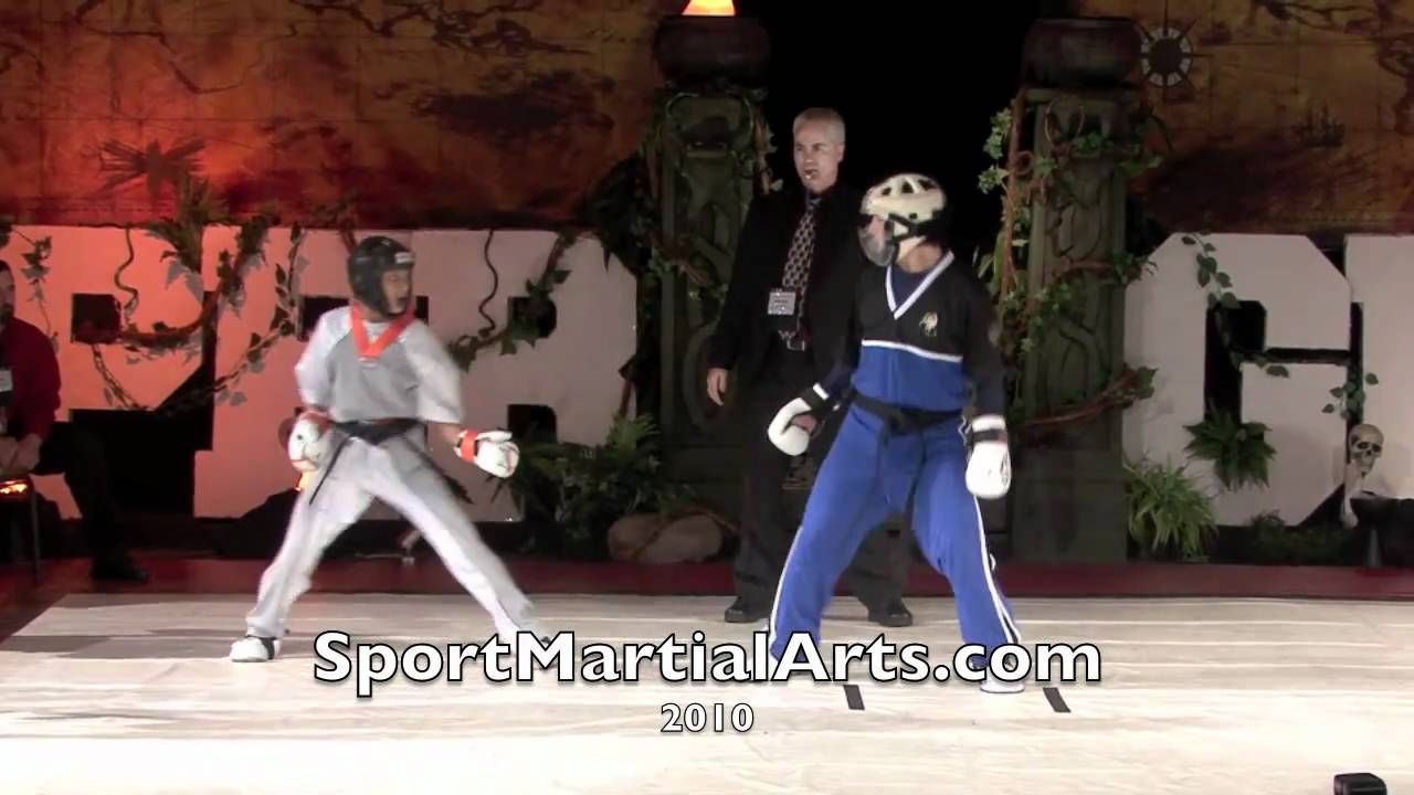 2010 NBL Supergrands - Bobby Seronio III v Luis Cuellar