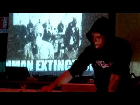 Djinn — Djinn  @ X Congresso Post Industriale, Bologna 31 10 2015 mp4