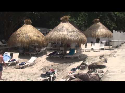 St Lucia - July 10, 2013  Jalousie Beach Break - S...