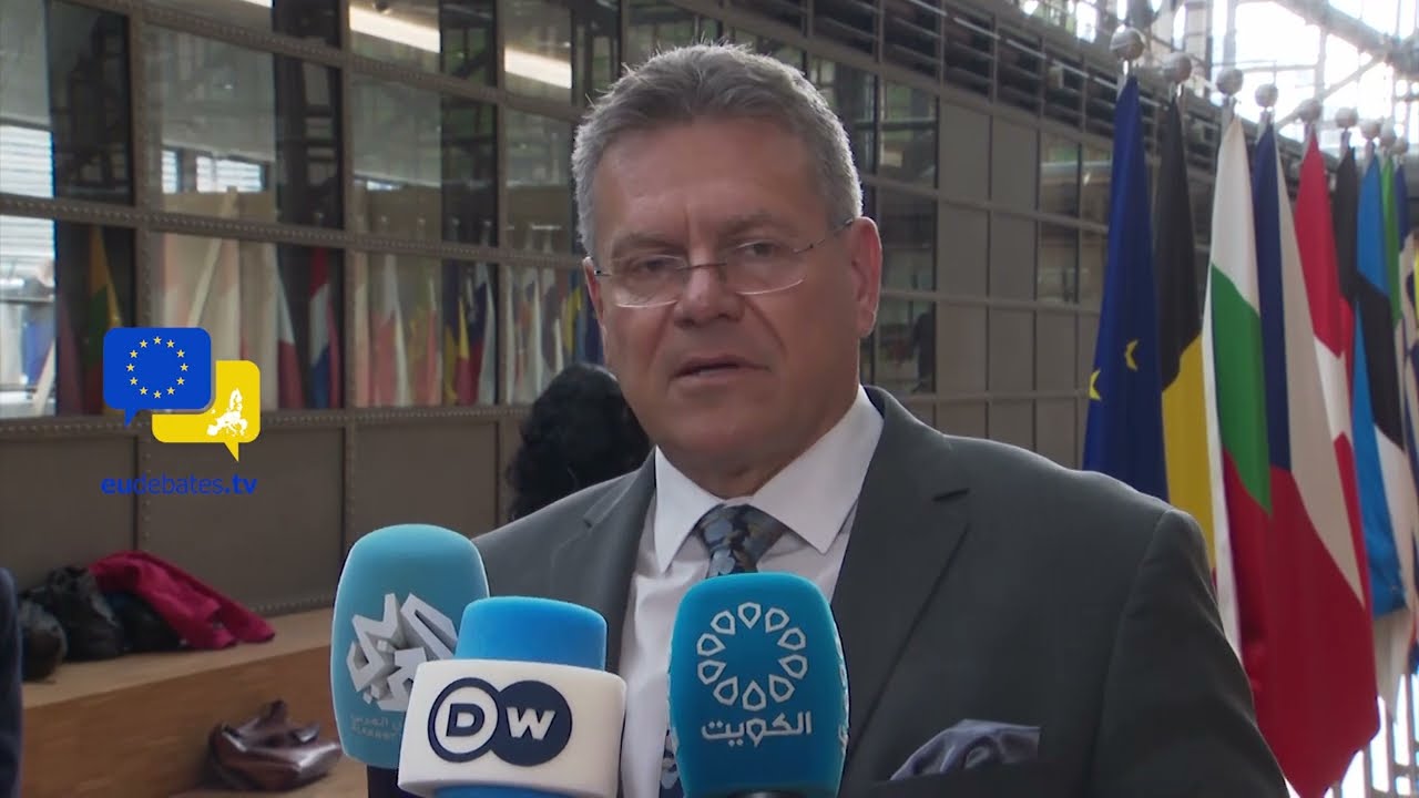 Europe Stands Strong: Šefčovič Responds to Trump’s 30% Tariffs With Urgent Warning!