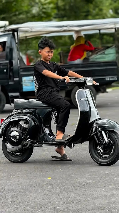 pacar anda marah,coba belikan vespa corsa wkwk #vespasmallframe #shortsvespa