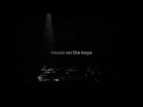 mouse on the keys / The Dawn (MV version)