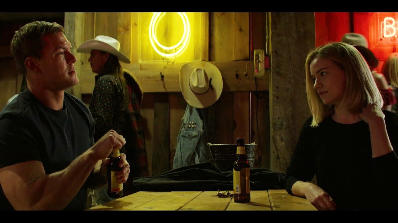 Reacher And Roscoe Get A Drink Reacher (2022) YouTube