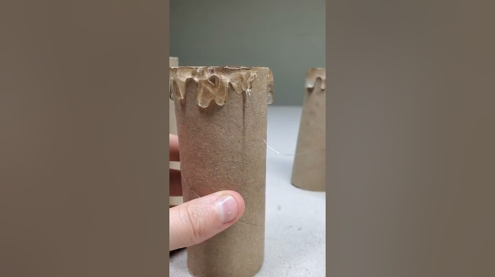 How to stop hot glue webs 🕸🕷  #artist #arthack #art #lifehacks #artistproblems