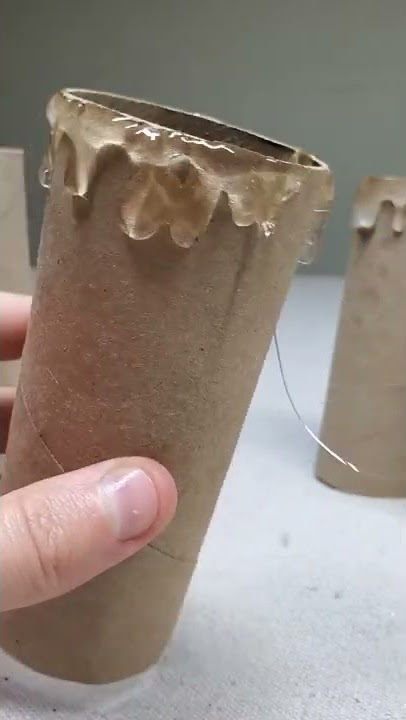 How to stop hot glue webs 🕸🕷  #artist #arthack #art #lifehacks #artistproblems
