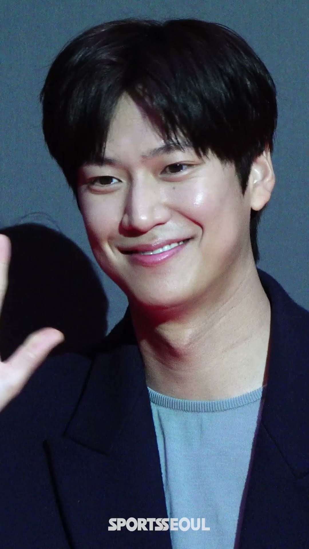 나인우, 한껏 멋부린 유지혁 부장님