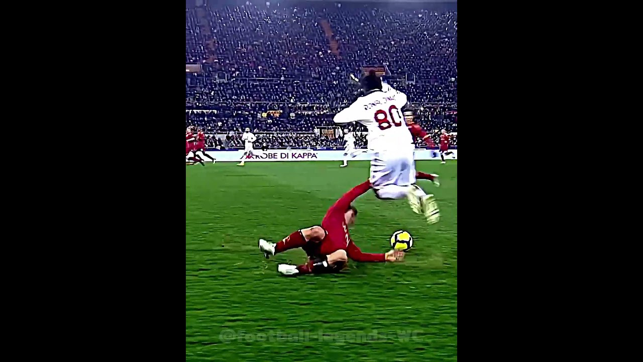 Ronaldinho skills