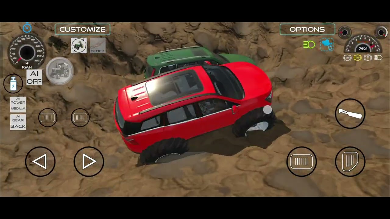 कीचड़ में गाड़िया फाश गई हैं 