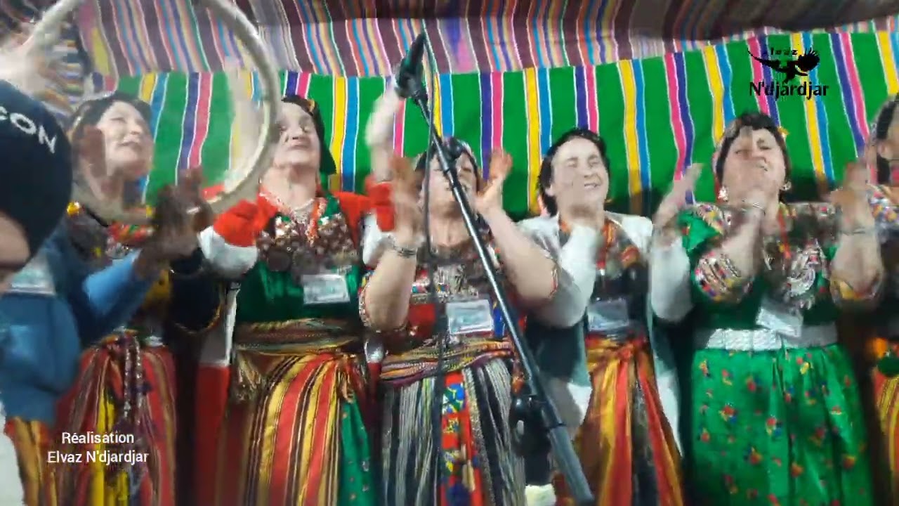 Elvaz N'djardjar Officiel/ Chorale Ait aissa ouyahia illilten