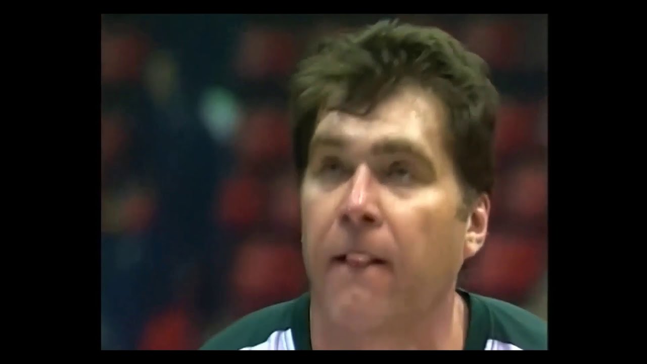 Sabonis vs Ulker (2004)