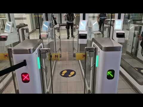 How to use the E-Gate at the Airport 
