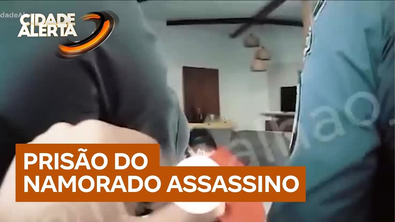 Suspeito de matar namorada e enviar fotos do corpo para a família resiste à prisão, mas é detido