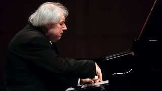 Grigory Sokolov - Mozart Piano Sonata in C minor, K.457 (Bad Kissingen 2001)
