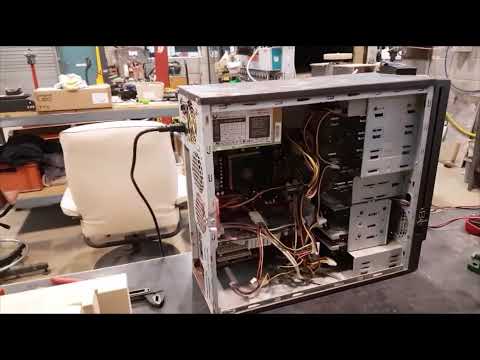 when I turned on 8K  my pc Minecraft edition meme