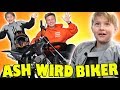 ASH wird zum Biker 