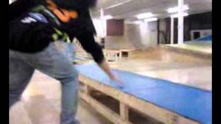 Wheelbillys skate park grind