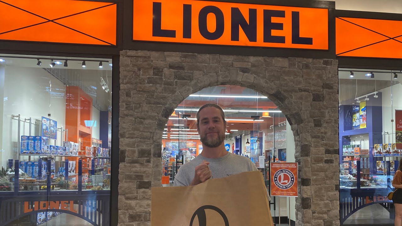 Vacation Train Haul! Local Hobby Stores and the Lionel Retail Store