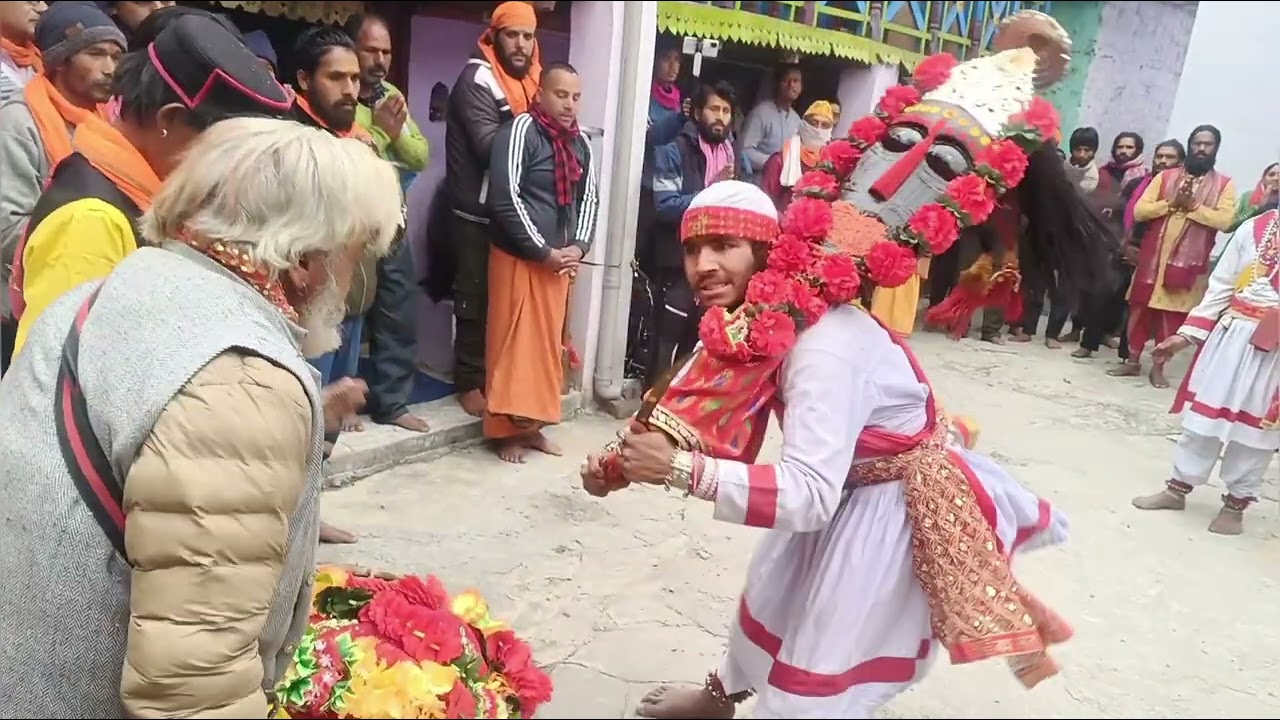 मां राजराजेश्वरी चंडिका देवरा यात्रा भ्रमण टंगड़ी गांव में🙏। मां सभी भक्तों की मनोकामनाएं पूर्ण करे💐