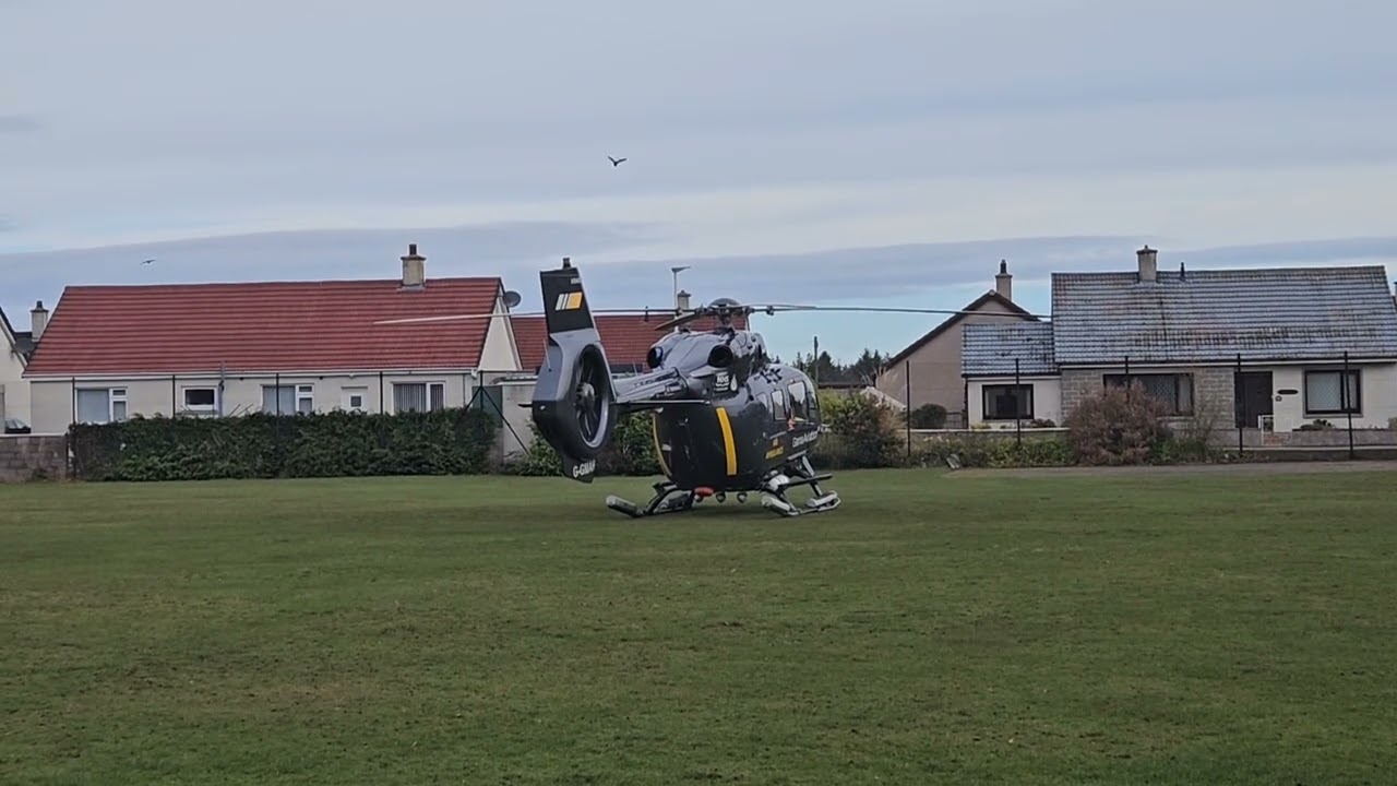 landed helicopter in mosstodloch