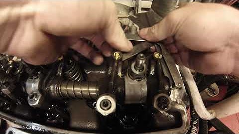 Checking valve lash on a John Deere 6068