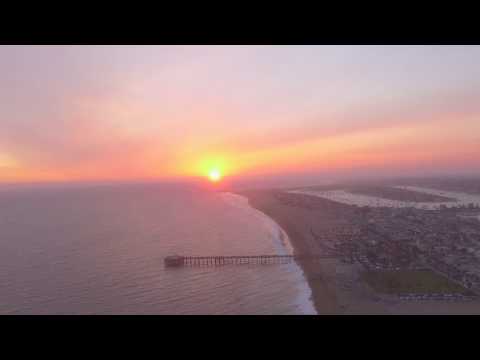 Balboa Pier, Newport Beach | Relaxing Sunset Drone Shot