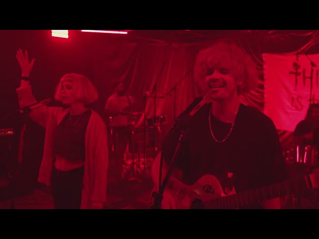 Grouplove - Raspberry [Live Performance]