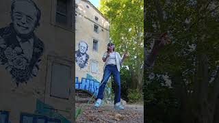 Casual Yoyo Behind Hospital