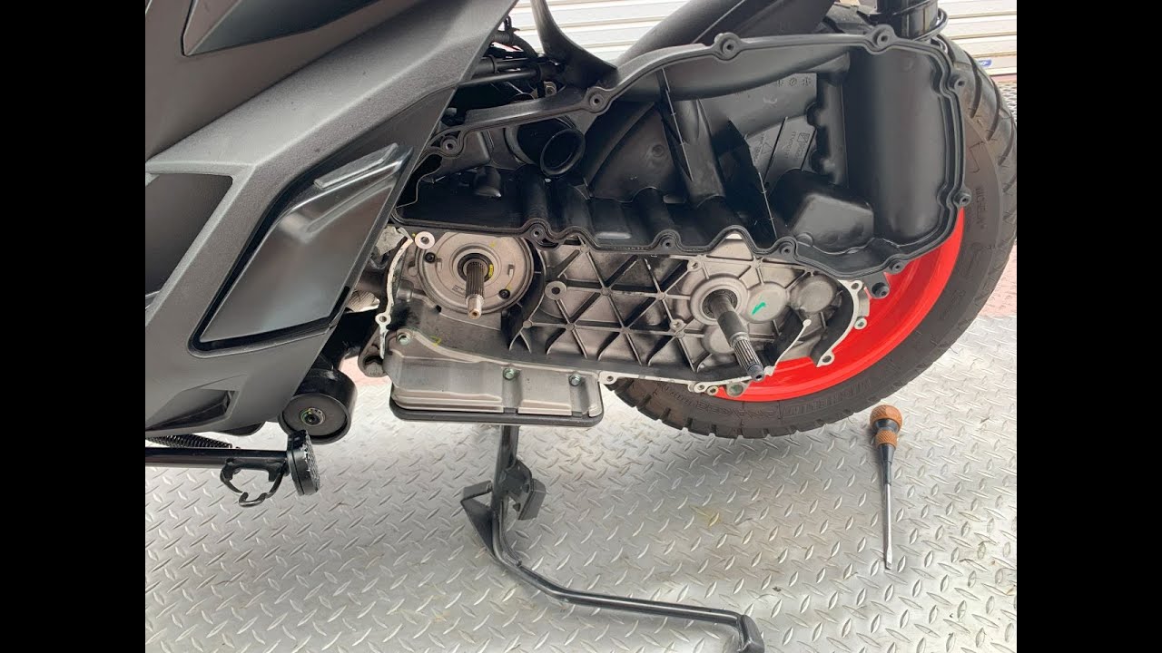 aprilia SRGT 200 20,000㎞到達記念　駆動系リフレッシュ 後編（トルクカム分解清掃、各部組み立て）