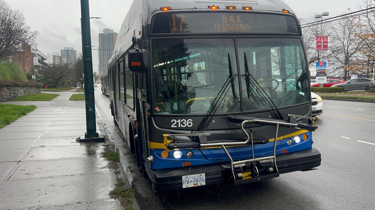 Translink Bus 2136||New Flyer E40LFR||17 Oak To Downtown - YouTube